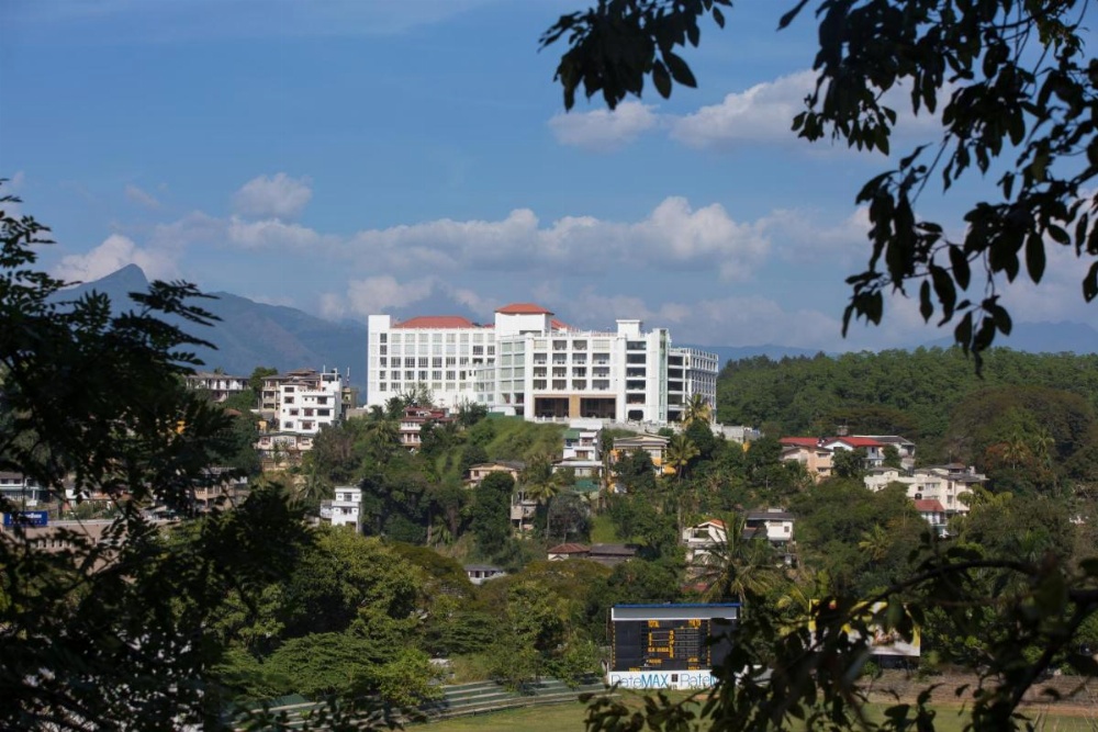 The Grand Kandyan Hotel Image 24
