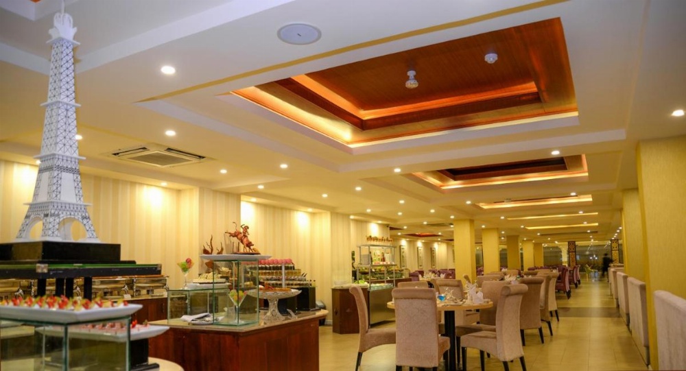 The Grand Kandyan Hotel Image 25